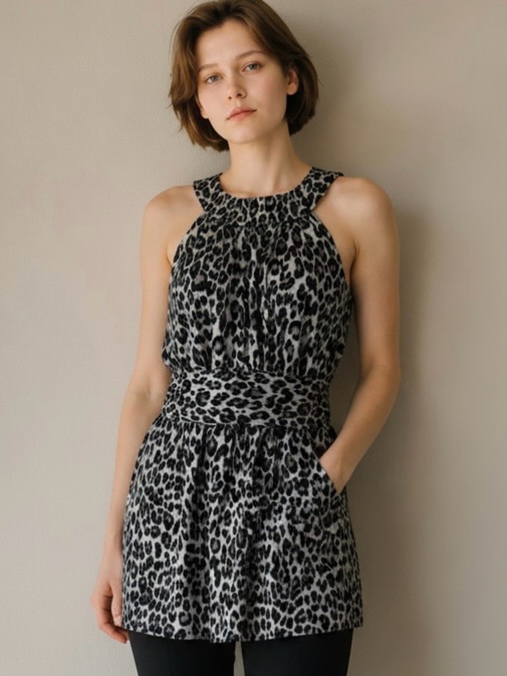 Forever 21 Leopard Print Halter Blouse Sleeveless Animal Print Top Small